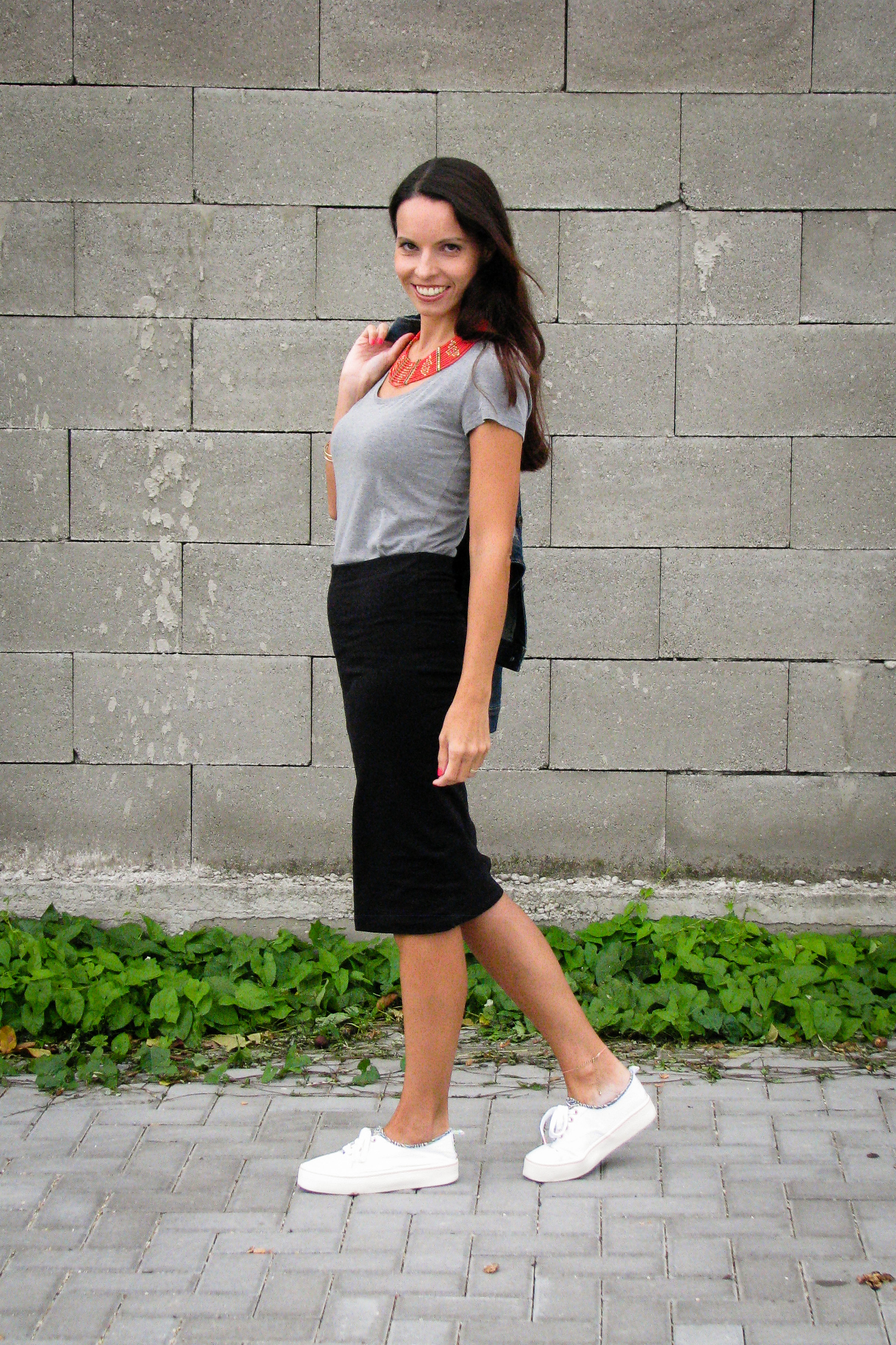 Street style | Knotted band shirt with white sneakers and glittering midi  skirt | Just a Pretty Style
